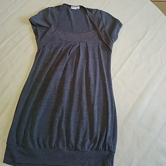 Gray Shirt - Picture 2 of 2